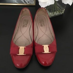 🚫🚫SOLD🚫🚫 Ferragamo Varina Flats